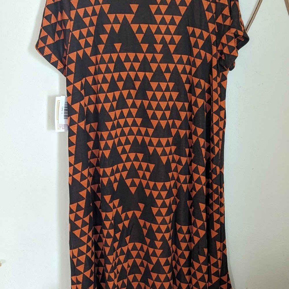 Lularoe Carly Dress - Picture 2 of 6